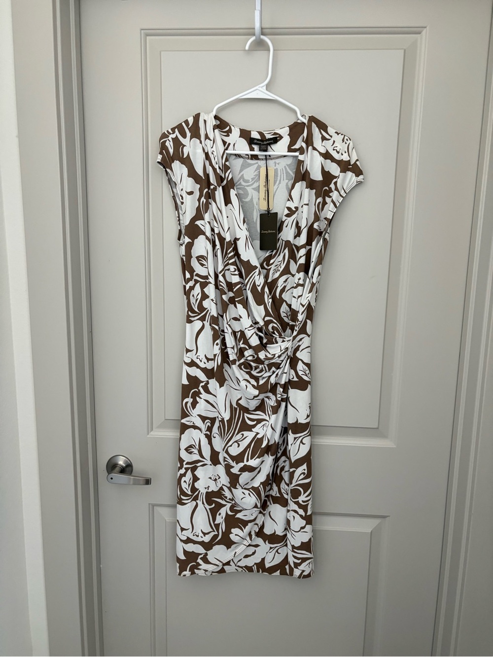 Tommy Bahama Brown and White Floral Midi Wrap Dress NWT Size L
